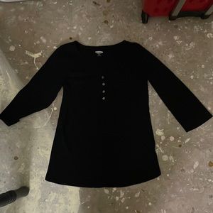 Black quarter length sleeved shirt